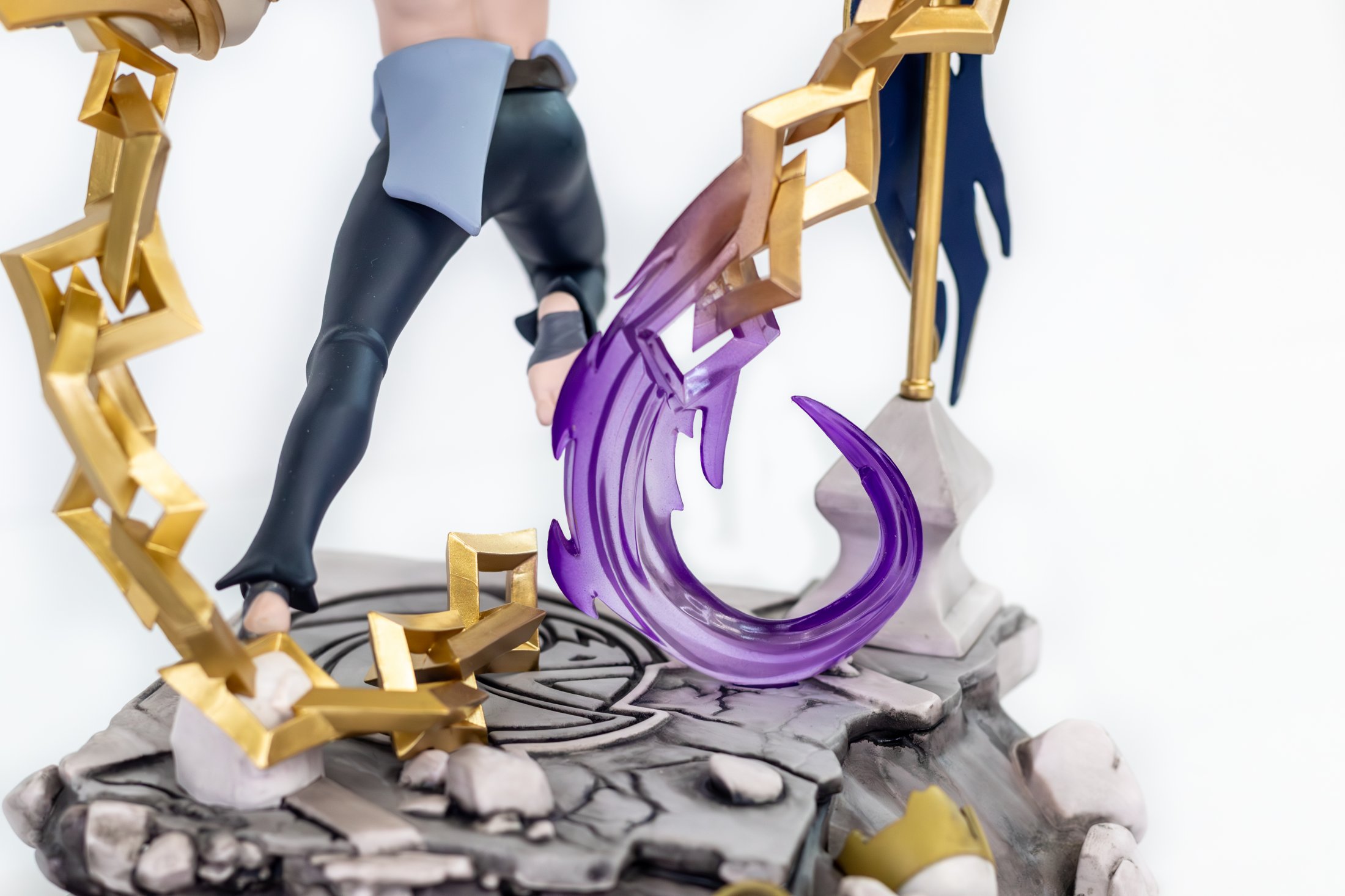 Thumbnail for Limited Edition Sylas Figure (The Mageseeker: A League of Legends Story) 