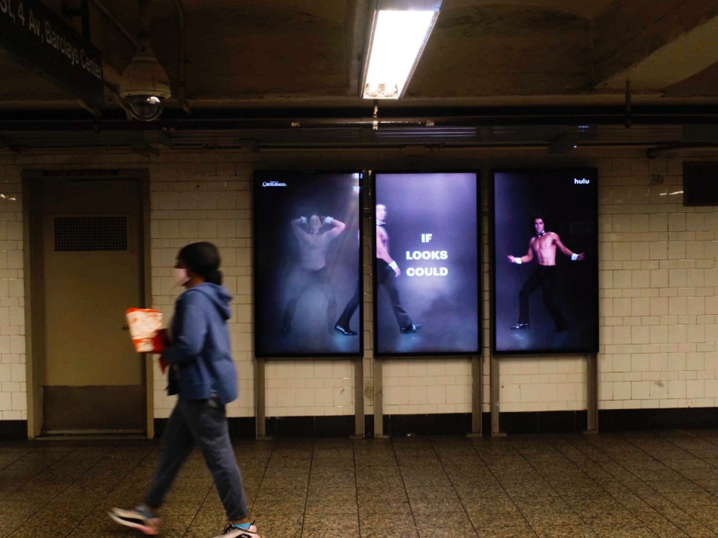 Welcome to Chippendales - NY Subway Liveboards Thumbnail